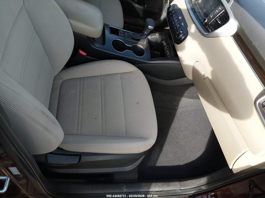 2019 Kia Sorento VIN 5XYPG4A30KG569776 IAAI salvage auction — RIGHT REAR, Clear (Oklahoma), sold $1,600 on 2026-07-14 (photo 5)