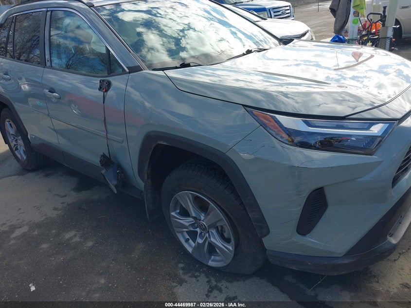 2022 Toyota Rav 4 VIN 2T3RWRFV6NW130395 IAAI salvage auction — RIGHT SIDE, Rebuildable (Florida), sold $11,900 on 2026-07-09 (photo 6)