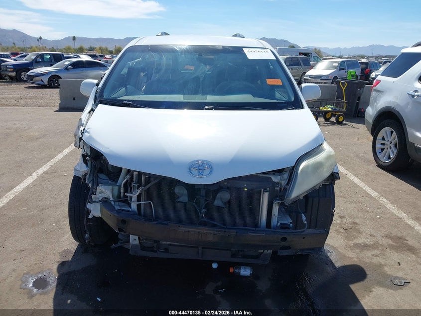2014 Toyota Sienna VIN 5TDKK3DC8ES519827 IAAI salvage auction — RIGHT FRONT, Salvage Title, sold $1,400 on 2026-07-14 (photo 6)