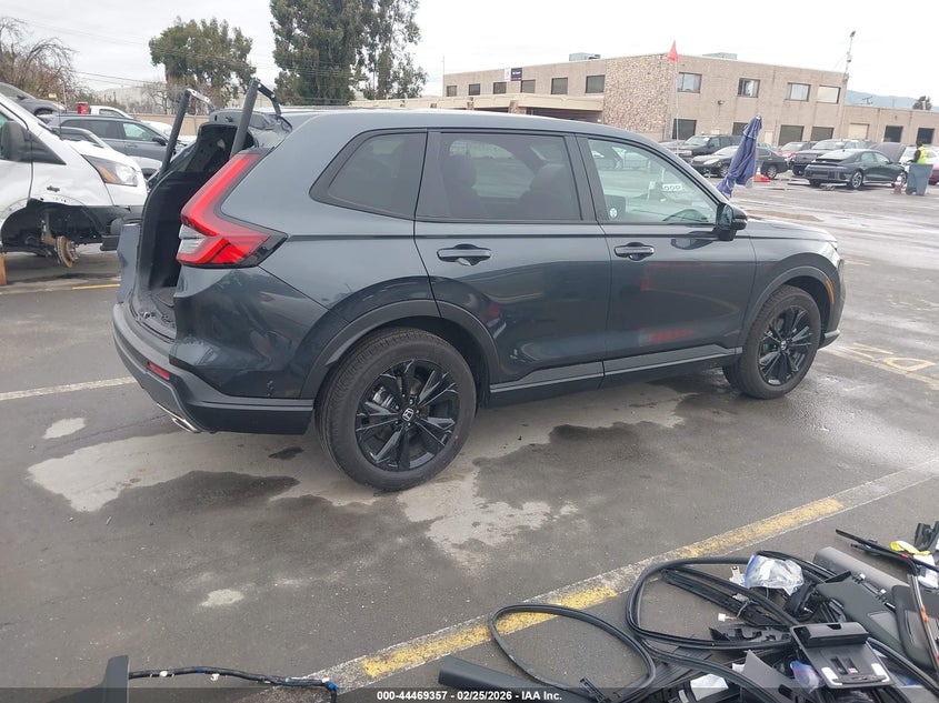 2026 Honda Cr-v VIN 7FARS6H91TE049242 IAAI salvage auction — REAR END, Salvage (California), sold $20,100 on 2026-07-29 (photo 4)