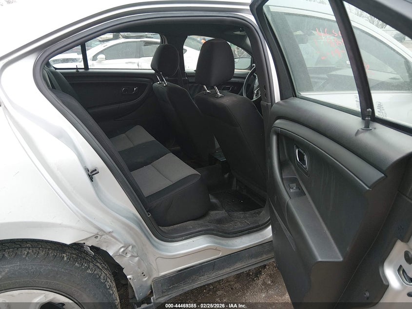 2013 Ford Police VIN 1FAHP2L82DG132241 IAAI salvage auction — RIGHT SIDE, Salvage (Nebraska), sold $625 on 2026-07-09 (photo 8)