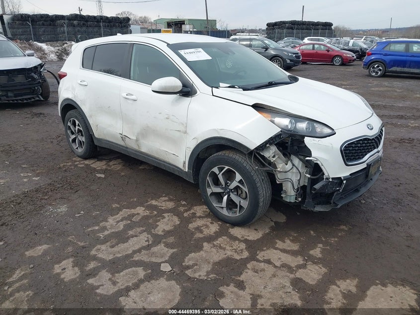 2020 Kia Sportage VIN KNDPM3AC1L7732257 IAAI salvage auction — FRONT END, Salvage Title, sold $3,075 on 2026-07-31 (photo 1)
