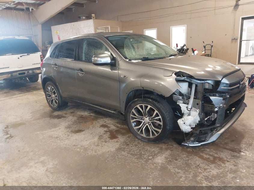 2019 Mitsubishi Outlander VIN JA4AP3AU9KU017680 IAAI salvage auction — RIGHT FRONT, Salvage Title, sold $2,450 on 2026-08-03 (photo 1)
