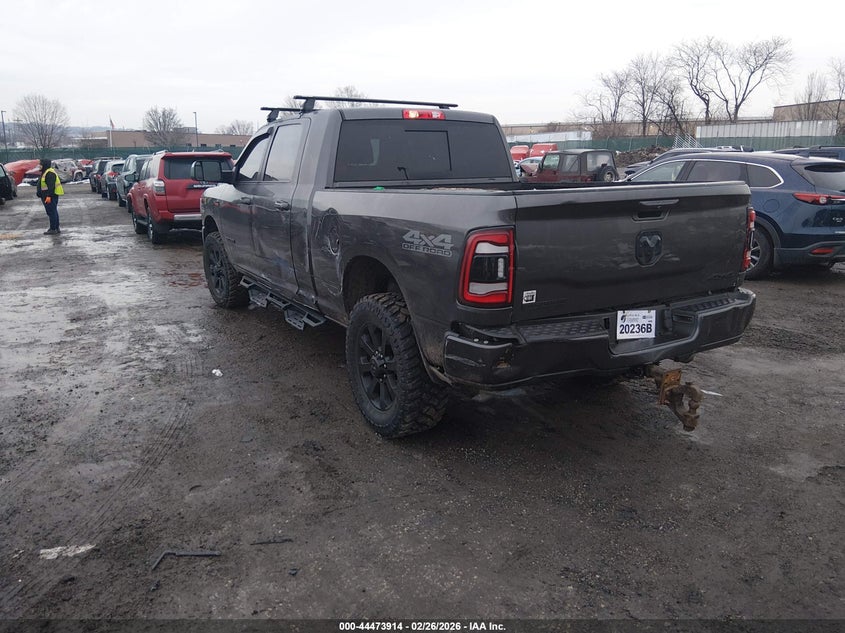 2022 Ram 2500 VIN 3C6UR5MJ0NG212740 IAAI salvage auction — SIDE, Salvage (Pennsylvania), sold $13,700 on 2026-08-01 (photo 3)