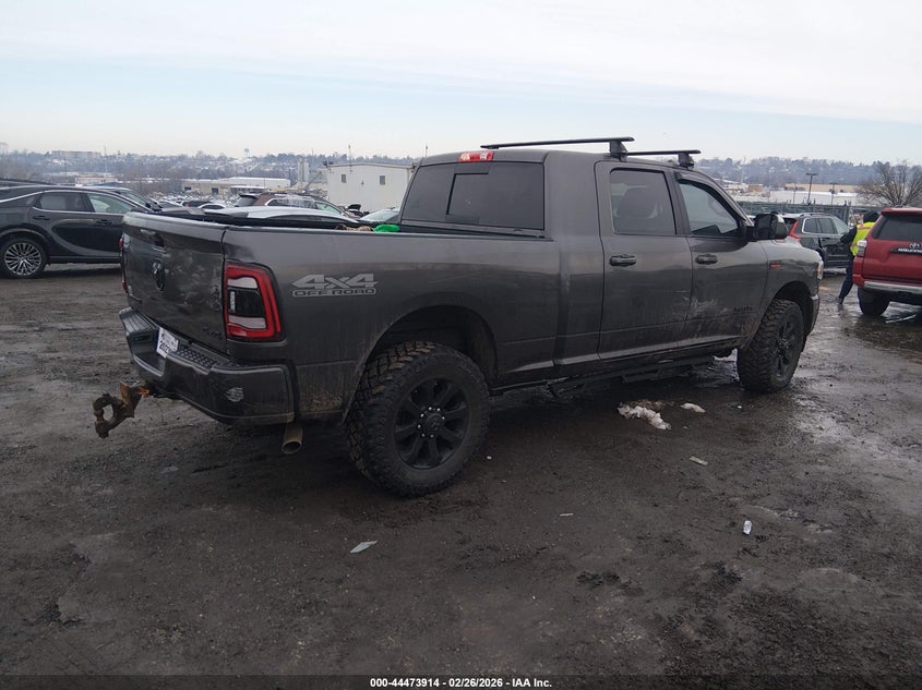2022 Ram 2500 VIN 3C6UR5MJ0NG212740 IAAI salvage auction — SIDE, Salvage (Pennsylvania), sold $13,700 on 2026-08-01 (photo 4)