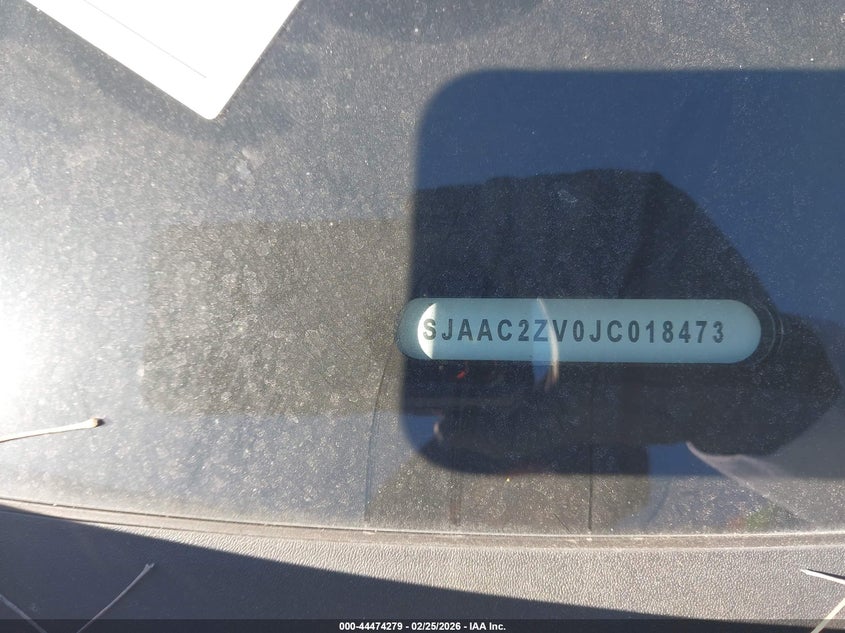 2018 Bentley Bentayga VIN SJAAC2ZV0JC018473 IAAI salvage auction — Water/Flood, Rebuildable (Florida), sold $28,250 on 2026-05-18 (photo 9)