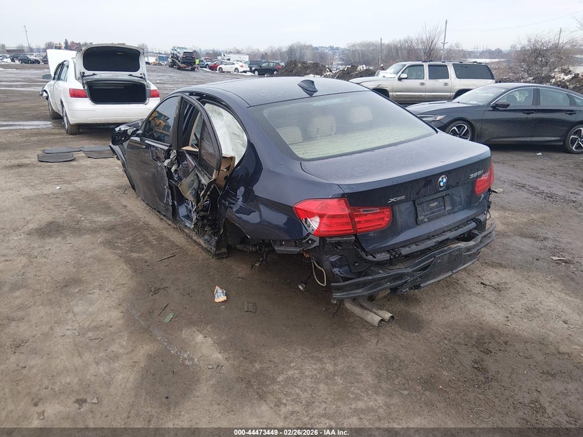2014 BMW 3er VIN WBA3B5C57EP543322 IAAI salvage auction — SIDE, Salvage (Pennsylvania), sold $500 on 2026-07-25 (photo 3)
