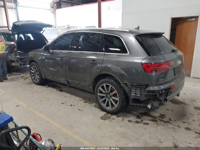 2019 Audi Q7 VIN WA1AAAF71KD008805 IAAI salvage auction — LEFT SIDE, Salvage Title, sold $525 on 2026-07-27 (photo 3)