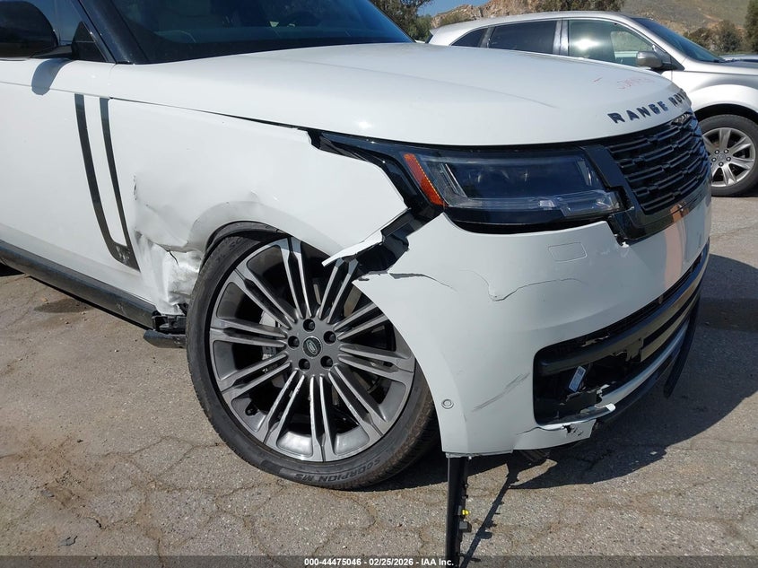 2025 Land rover RANGE ROVER VIN SALKP9FU7SA315726 IAAI salvage auction — RIGHT SIDE, Salvage Title, sold $62,250 on 2026-07-06 (photo 6)