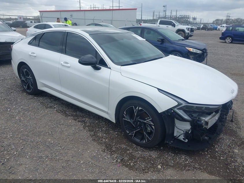 2025 Kia K5 VIN KNAG64J78S5371734 IAAI salvage auction — FRONT & REAR, Salvage Title, sold $11,100 on 2026-07-25 (photo 1)
