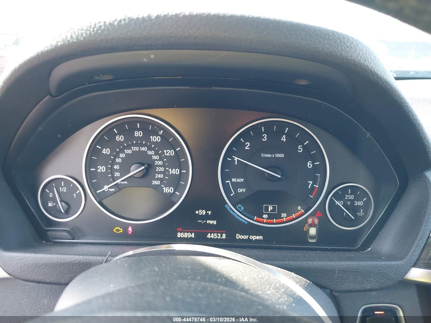 2017 BMW 3er VIN WBA8E5G32HNU42579 IAAI salvage auction — FRONT END, Salvage - Greater Than 75% (Maryland), sold $1,550 on 2026-07-31 (photo 7)