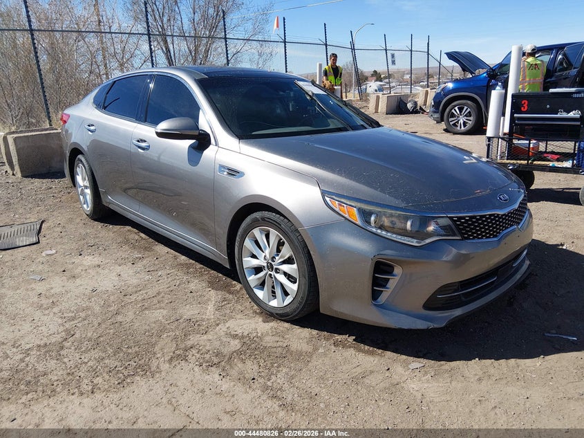 2017 Kia Optima VIN 5XXGU4L36HG168798 IAAI salvage auction — LEFT FRONT, Salvage Title, sold $1,850 on 2026-07-06 (photo 1)