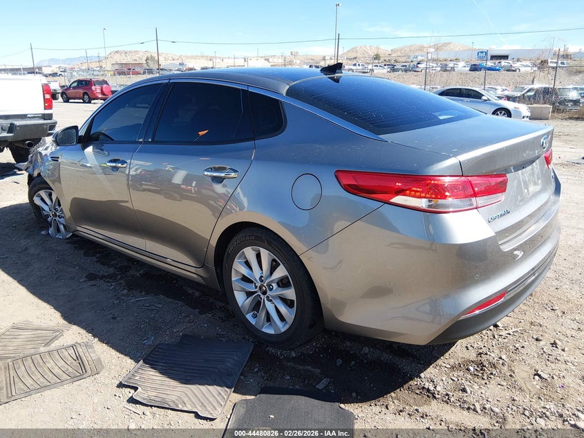 2017 Kia Optima VIN 5XXGU4L36HG168798 IAAI salvage auction — LEFT FRONT, Salvage Title, sold $1,850 on 2026-07-06 (photo 3)
