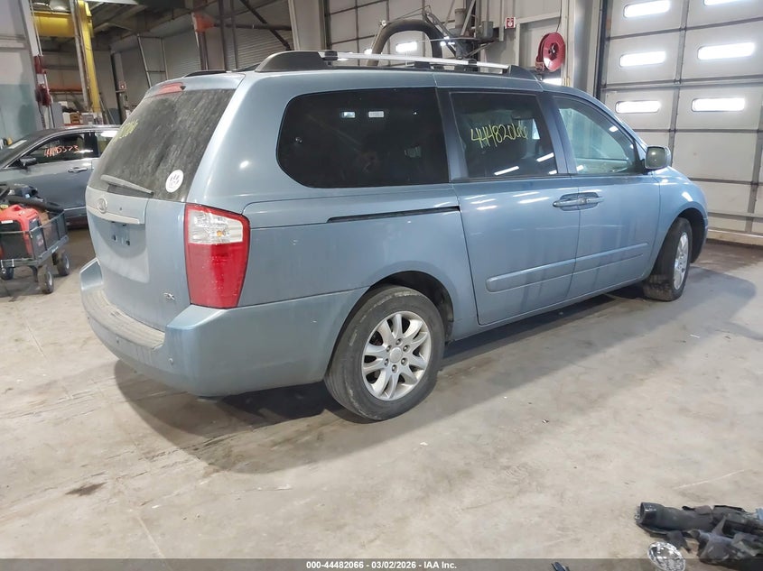 2007 Kia SEDONA VIN KNDMB233776170490 IAAI salvage auction — LEFT FRONT, Clear (Indiana), sold $750 on 2026-07-22 (photo 4)