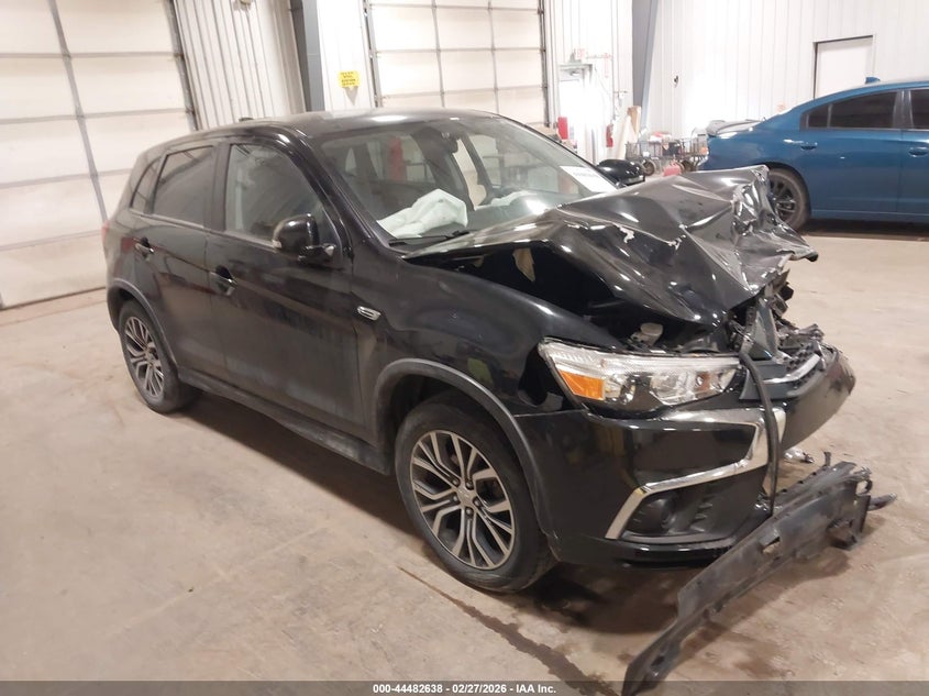 2019 Mitsubishi Outlander VIN JA4AR3AU2KU032077 IAAI salvage auction — FRONT END, Salvage (Minnesota), sold $925 on 2026-07-07 (photo 1)