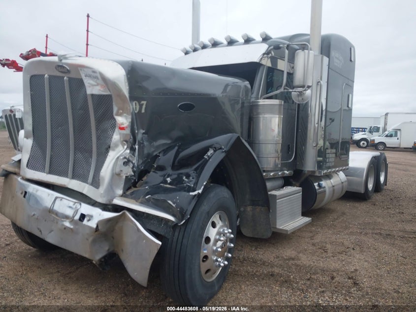 2020 Peterbilt 389 VIN 1XPXD49X0LD674803 IAAI salvage auction — FRONT END, Wait Title, sold $13,600 on 2026-07-29 (photo 2)