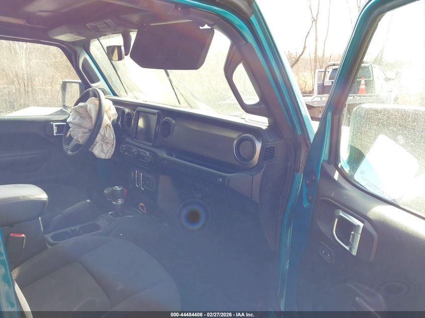 2020 Jeep Wrangler / VIN 1C4HJXDN3LW337486 IAAI salvage auction — FRONT END, Salvage (Ohio), sold $5,300 on 2026-07-31 (photo 5)