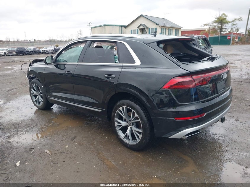 2025 Audi Q8 VIN WA1BVBF19SD008030 IAAI salvage auction — ROLLOVER, Salvage - Greater Than 75% (Maryland), sold $8,650 on 2026-07-13 (photo 3)
