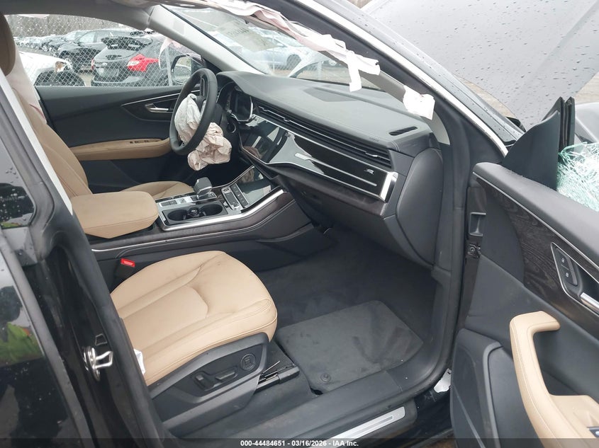 2025 Audi Q8 VIN WA1BVBF19SD008030 IAAI salvage auction — ROLLOVER, Salvage - Greater Than 75% (Maryland), sold $8,650 on 2026-07-13 (photo 5)