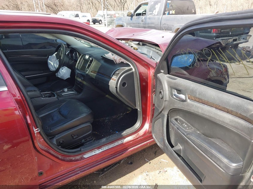 2015 Chrysler 300c VIN 2C3CCAEG8FH921942 IAAI salvage auction — FRONT END, Salvage (Illinois), sold $800 on 2026-07-08 (photo 5)