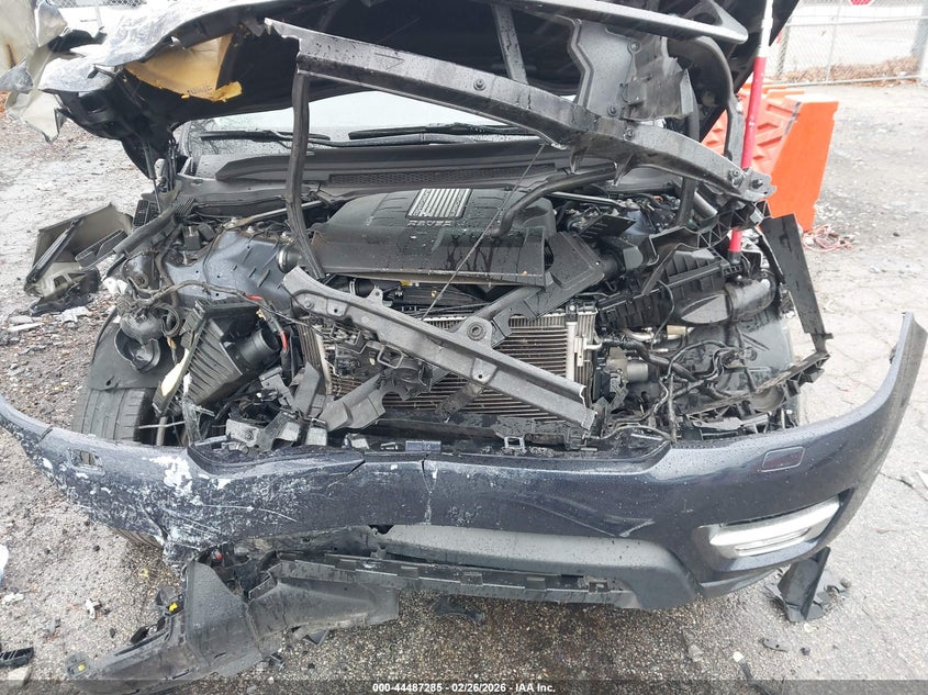 2014 Land rover Range rover sport VIN SALWR2WF0EA502038 IAAI salvage auction — FRONT END, Salvage Title, sold $1,050 on 2026-07-29 (photo 9)