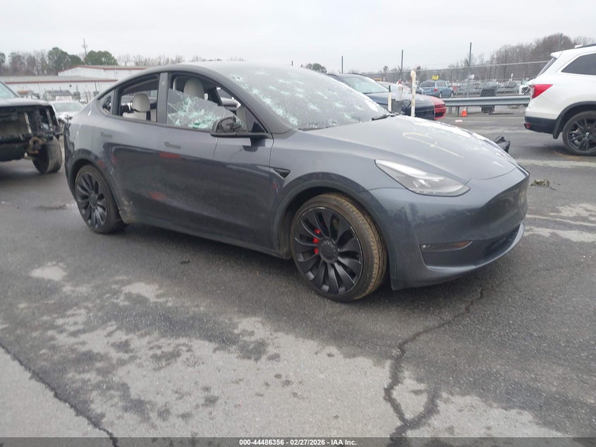 2022 Tesla Model y VIN 7SAYGDEF1NF442025 IAAI salvage auction — VANDALISM, Salvage Title, sold $7,825 on 2026-07-09 (photo 1)