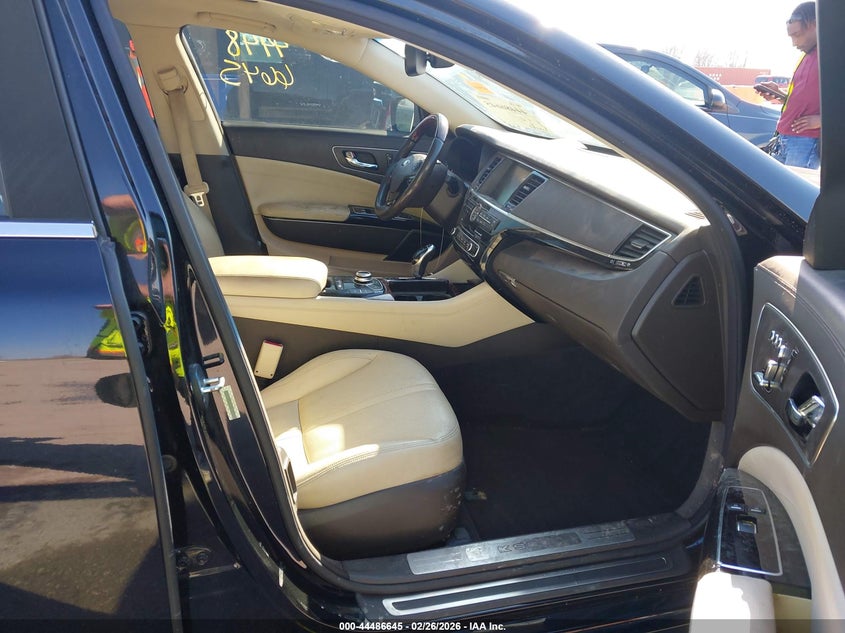 2015 Kia K900 VIN KNALU4D4XF6024511 IAAI salvage auction — RIGHT FRONT, Salvage Title, sold $1,650 on 2026-07-14 (photo 5)