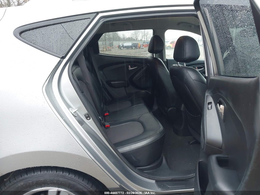 2012 Hyundai Tucson VIN KM8JU3AC6CU442793 IAAI salvage auction — LEFT SIDE, Salvage Title, sold $1,700 on 2026-07-29 (photo 8)