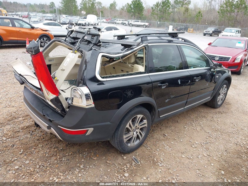 2015 Volvo Xc70 VIN YV440MBK0F1204787 IAAI salvage auction — ROLLOVER, Junking Certificate (Mississippi), sold $750 on 2026-07-31 (photo 4)