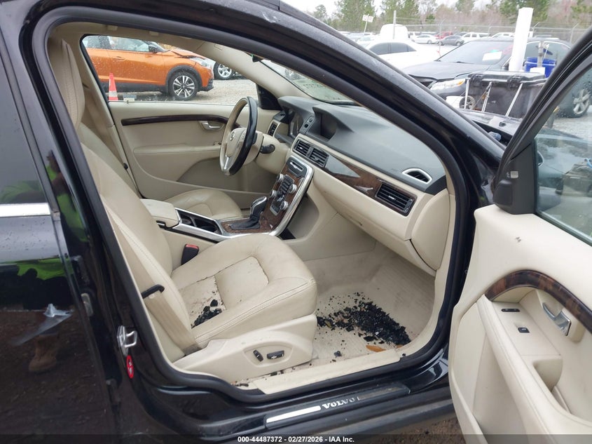 2015 Volvo Xc70 VIN YV440MBK0F1204787 IAAI salvage auction — ROLLOVER, Junking Certificate (Mississippi), sold $750 on 2026-07-31 (photo 5)