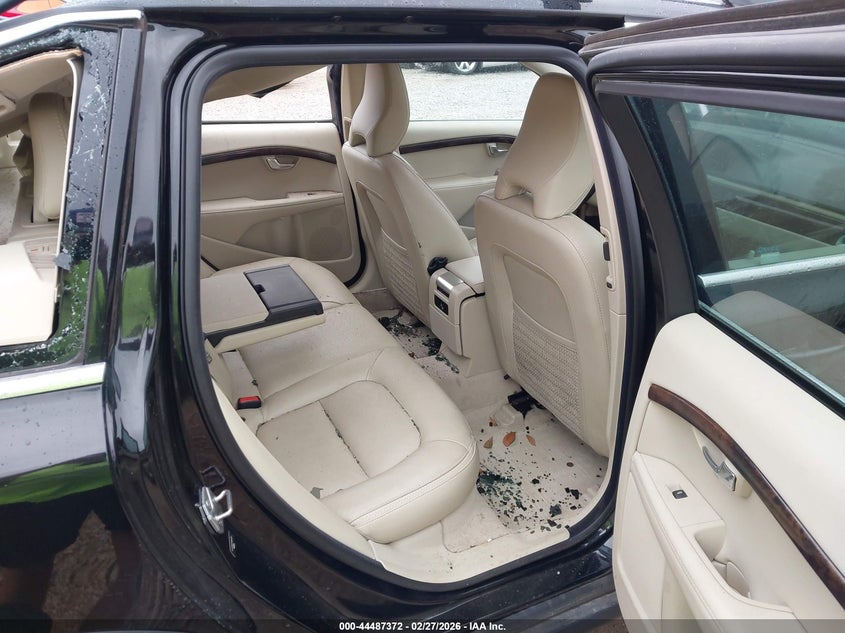 2015 Volvo Xc70 VIN YV440MBK0F1204787 IAAI salvage auction — ROLLOVER, Junking Certificate (Mississippi), sold $750 on 2026-07-31 (photo 8)