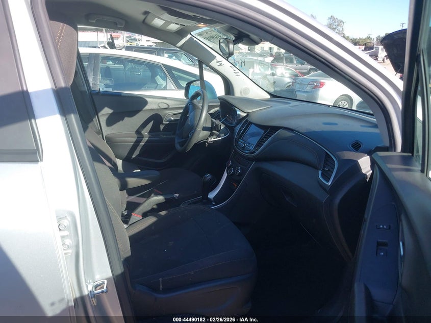 2020 Chevrolet Trax VIN KL7CJKSB3LB039160 IAAI salvage auction — FRONT END, Salvage Title, sold $1,700 on 2026-07-22 (photo 5)
