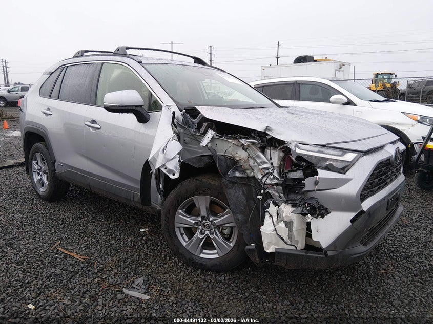 2025 Toyota Rav4 hybrid VIN JTMMWRFV8SD318077 — IAAI salvage auction photo