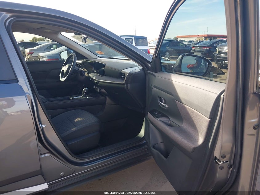 2025 Nissan Kicks VIN 3N8AP6CB2SL406274 IAAI salvage auction — FRONT END, Salvage Title, sold $4,650 on 2026-07-09 (photo 5)