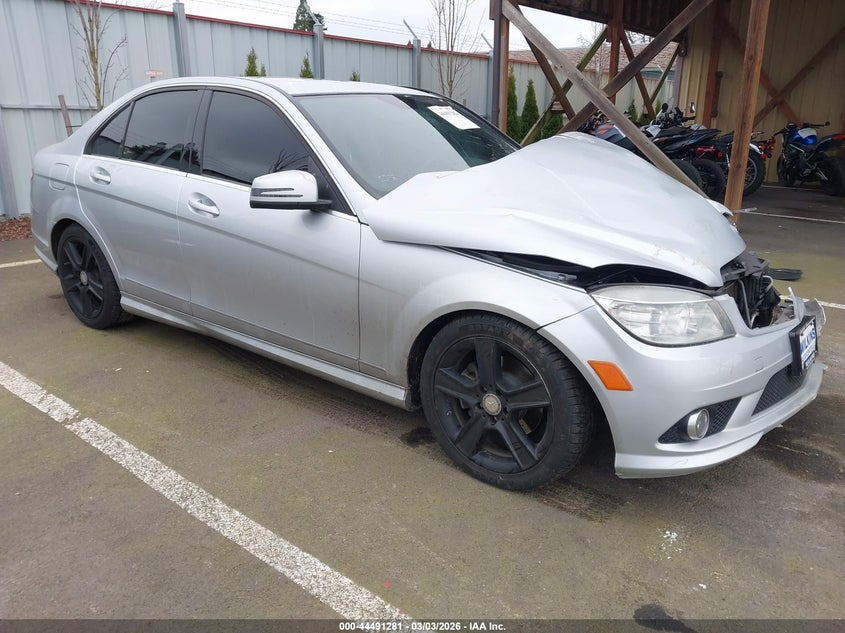 2010 Mercedes-benz C-klasse VIN WDDGF8BB0AR100077 IAAI salvage auction — FRONT END, Salvage (Oregon), sold $475 on 2026-08-18 (photo 1)