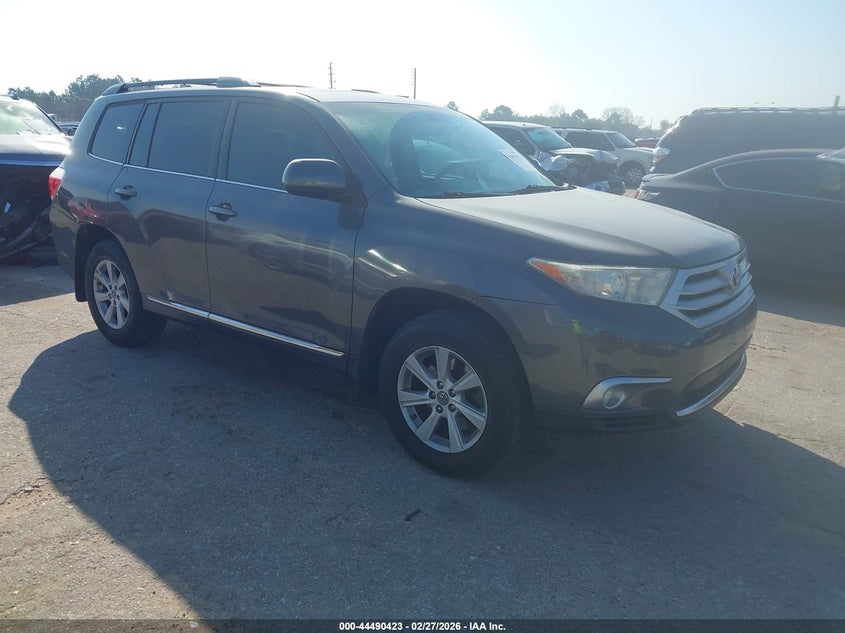 2012 Toyota Highlander VIN 5TDZK3EH8CS077704 IAAI salvage auction — LEFT SIDE, Salvage Title, sold $1,550 on 2026-07-09 (photo 1)