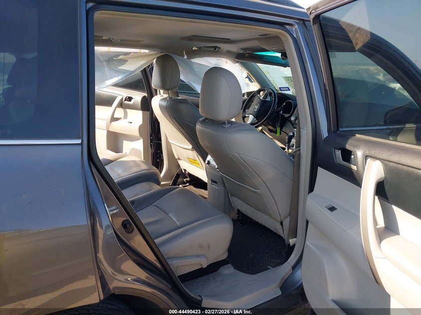 2012 Toyota Highlander VIN 5TDZK3EH8CS077704 IAAI salvage auction — LEFT SIDE, Salvage Title, sold $1,550 on 2026-07-09 (photo 8)