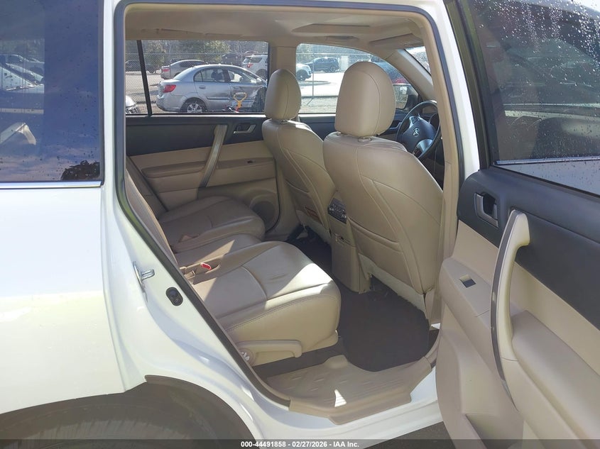 2013 Toyota Highlander VIN 5TDZK3EH1DS124170 IAAI salvage auction — FRONT END, Rebuildable (Florida), sold $2,100 on 2026-07-21 (photo 8)