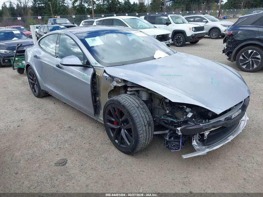 2025 Tesla Model s VIN 5YJSA1E69SF547832 IAAI salvage auction — FRONT END, Salvage Title, sold $52,000 on 2026-07-22 (photo 1)