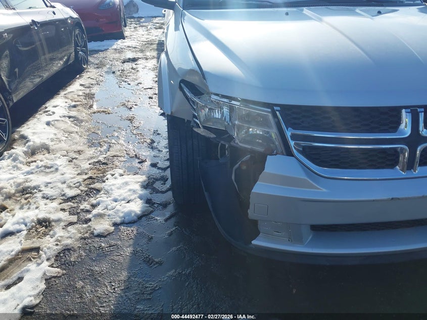 2014 Dodge Journey VIN 3C4PDDAG0ET176174 IAAI salvage auction — RIGHT FRONT, Salvage Title, sold $300 on 2026-07-24 (photo 6)
