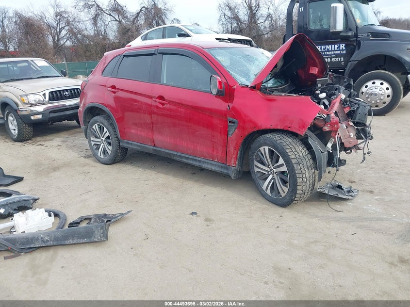 2024 Mitsubishi Outlander VIN JA4ARUAU8RU011444 IAAI salvage auction — FRONT END, Salvage - Greater Than 75% (Maryland), sold $700 on 2026-07-30 (photo 1)