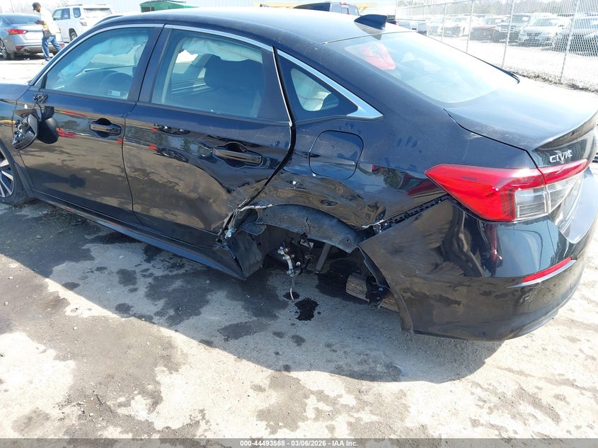 2022 Honda Civic VIN JHMFE1F7XNX001031 IAAI salvage auction — LEFT SIDE, Salvage Title, sold $4,600 on 2026-07-10 (photo 6)