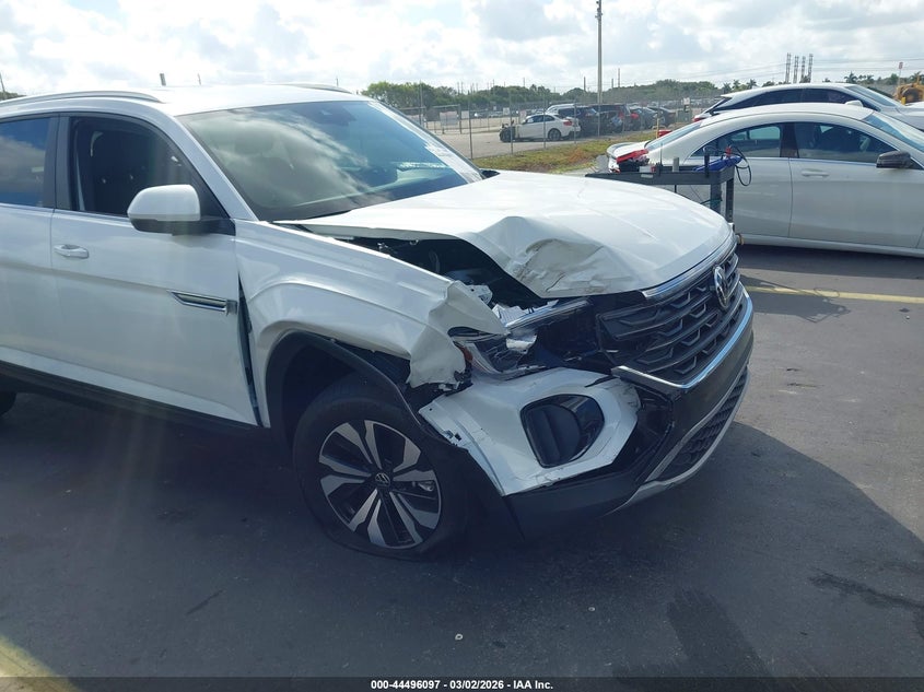 2026 Volkswagen Atlas cross sport VIN 1V2DC2CA0TC209538 IAAI salvage auction — RIGHT FRONT, Other, sold $12,750 on 2026-07-16 (photo 6)