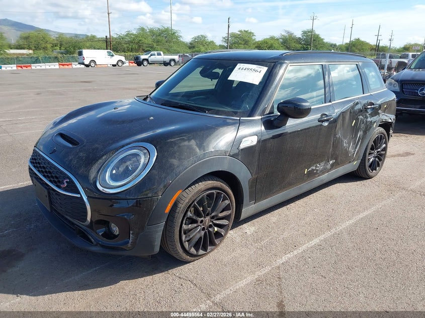 2022 Mini Clubman VIN WMWLV7C09N2R86656 IAAI salvage auction — REAR END, Salvage Title, sold $2,875 on 2026-08-18 (photo 2)