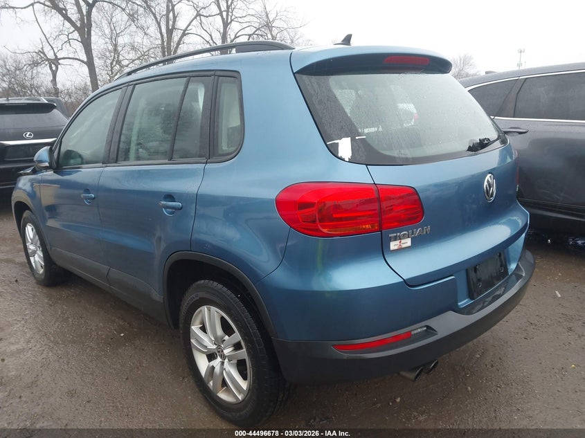 2017 Volkswagen Tiguan VIN WVGBV7AX0HK025829 IAAI salvage auction — FRONT END, Salvage Title, sold $925 on 2026-07-22 (photo 3)