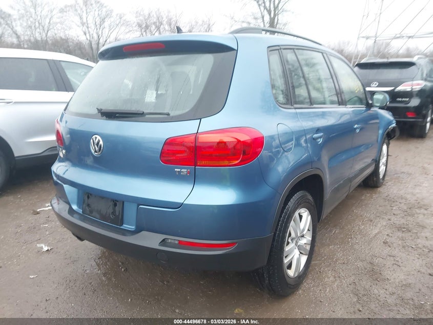 2017 Volkswagen Tiguan VIN WVGBV7AX0HK025829 IAAI salvage auction — FRONT END, Salvage Title, sold $925 on 2026-07-22 (photo 4)