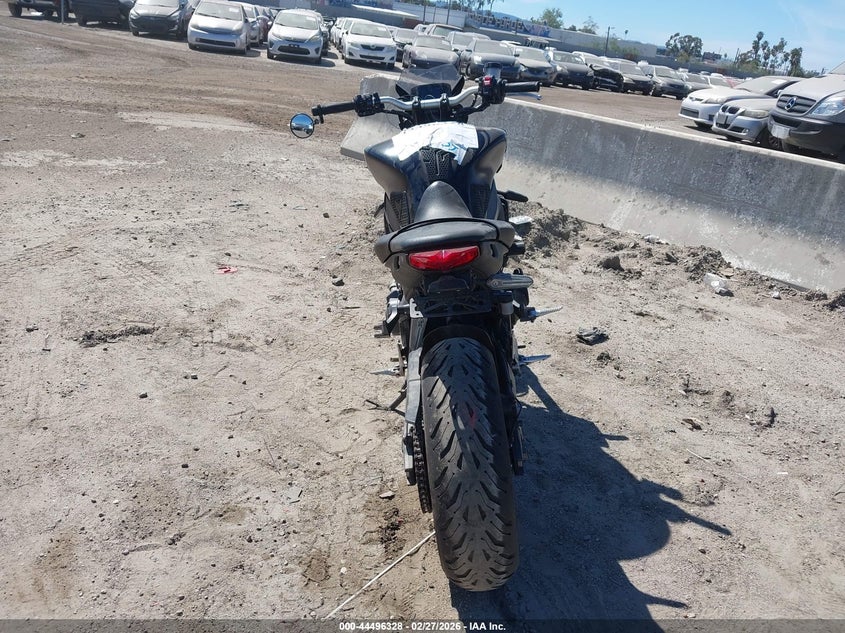 2022 Yamaha Mt VIN JYARN71Y2NA000729 IAAI salvage auction — ROLLOVER, Salvage Title, sold $5,700 on 2026-07-22 (photo 6)
