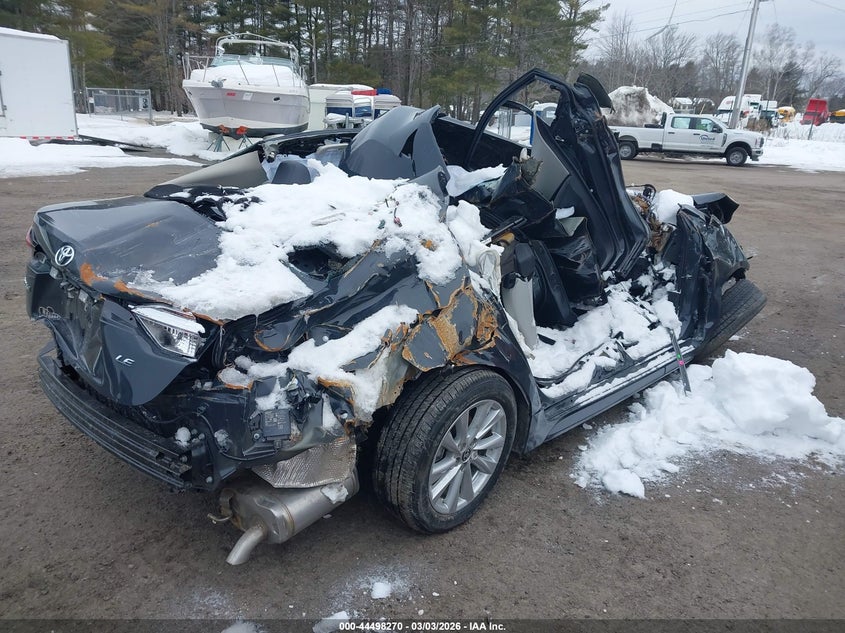 2026 Toyota Corolla VIN 5YFB4MDE2TP375506 IAAI salvage auction — ROLLOVER, Salvage Title, sold $625 on 2026-07-10 (photo 4)