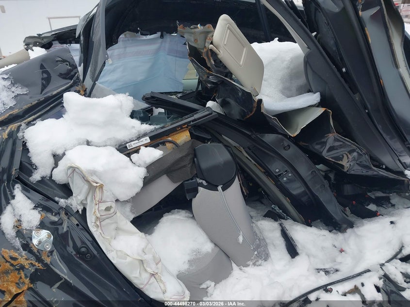 2026 Toyota Corolla VIN 5YFB4MDE2TP375506 IAAI salvage auction — ROLLOVER, Salvage Title, sold $625 on 2026-07-10 (photo 8)
