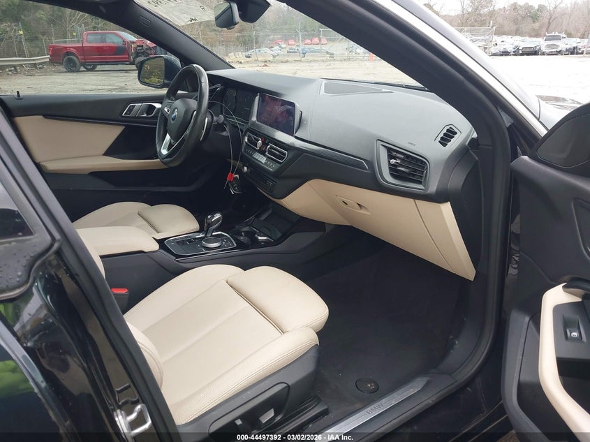 2020 BMW 2er VIN WBA73AK01L7F57374 IAAI salvage auction — RIGHT FRONT, Salvage Title, sold $6,525 on 2026-08-06 (photo 5)